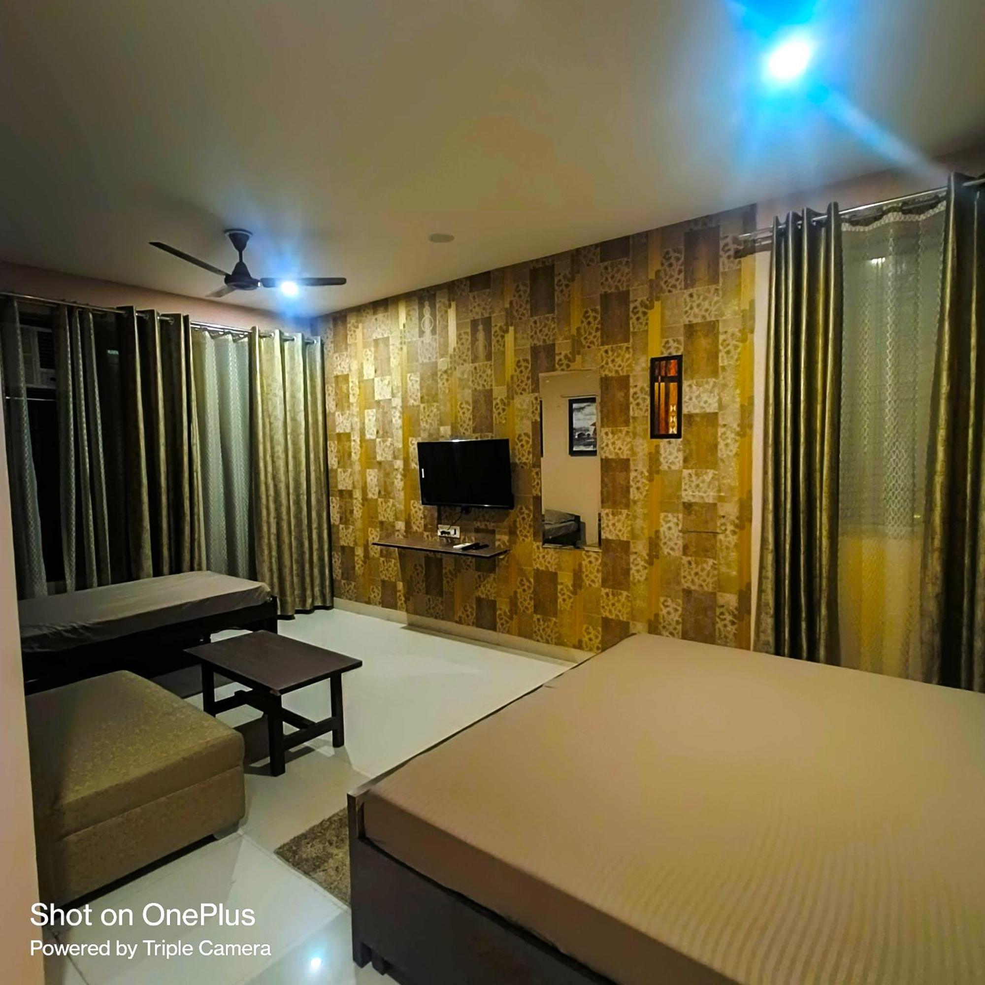 Mi Casa - The Bliss Gurgaon Exterior photo