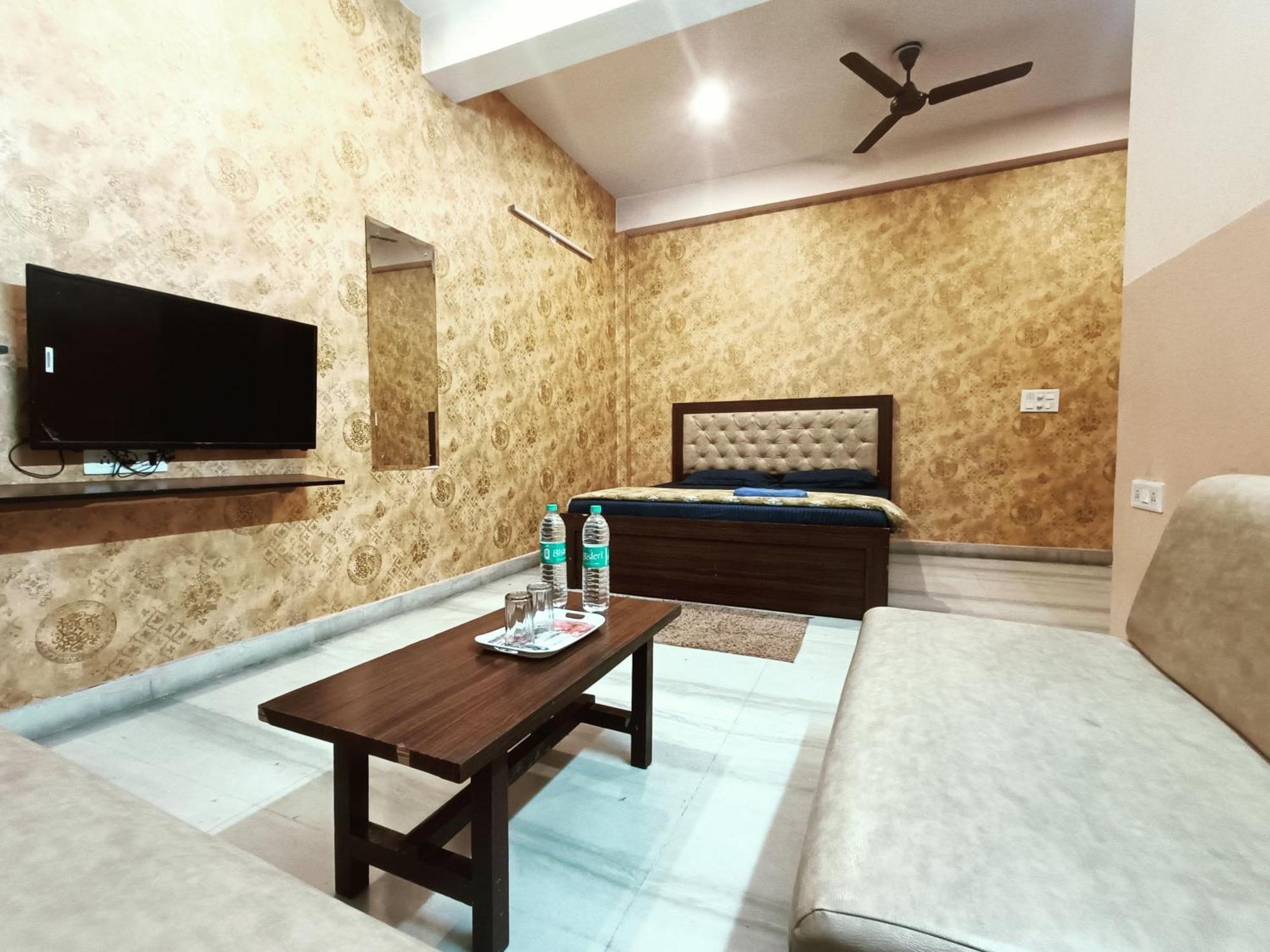 Mi Casa - The Bliss Gurgaon Exterior photo